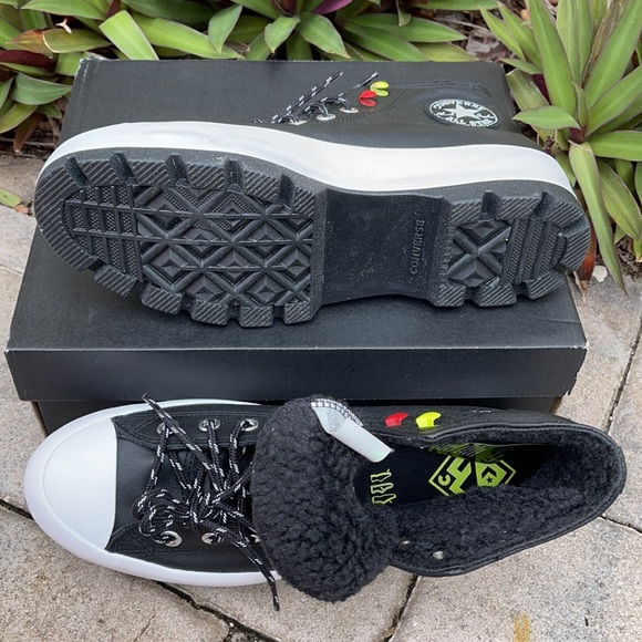 CONVERSE CTAS LUGGED WINTER HI BOOTS WMNS - Picture 6 of 16